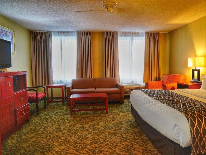 Spark By Hilton Walker Grand Rapids North Exterior photo