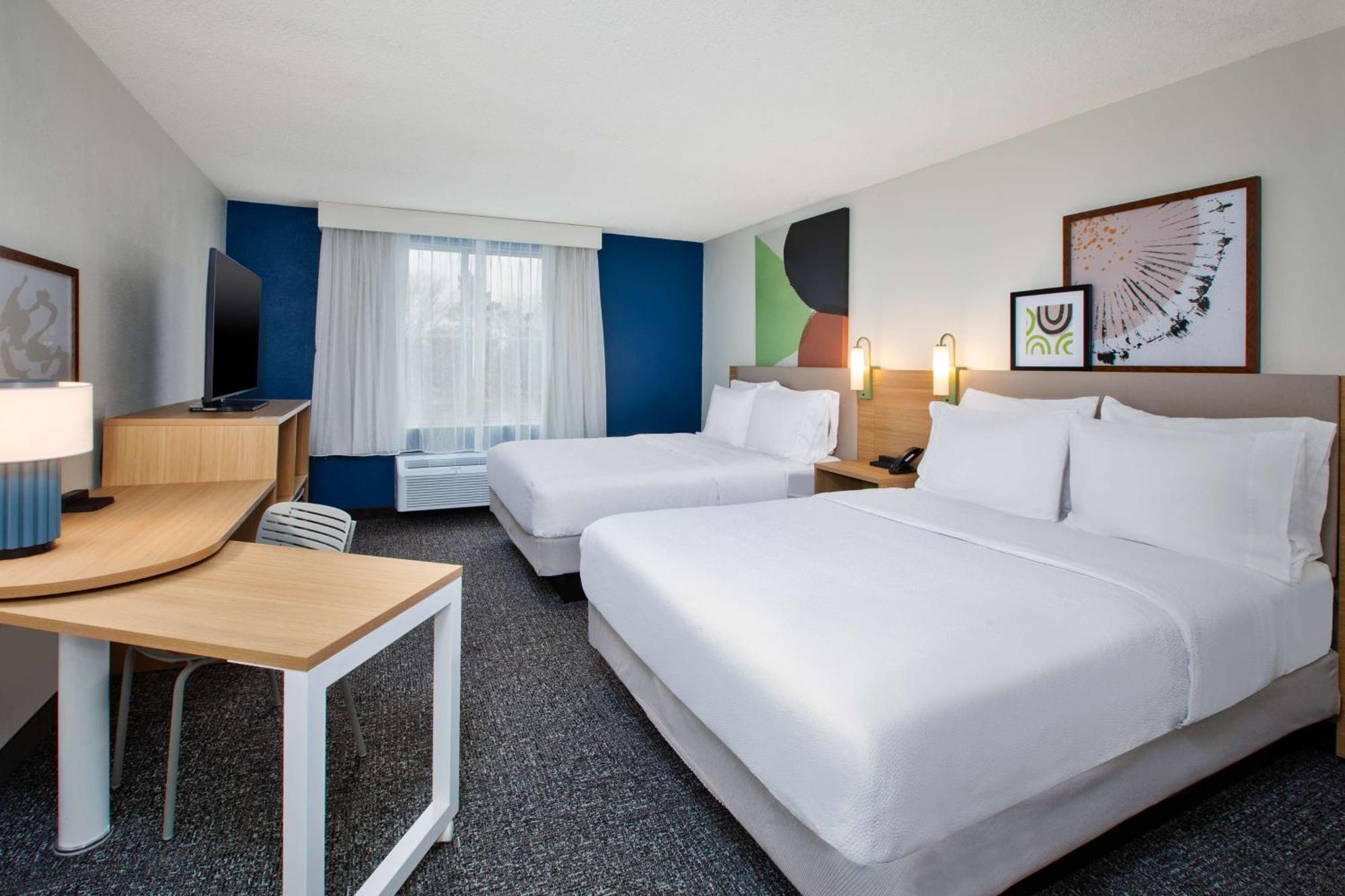 Spark By Hilton Walker Grand Rapids North Exterior photo