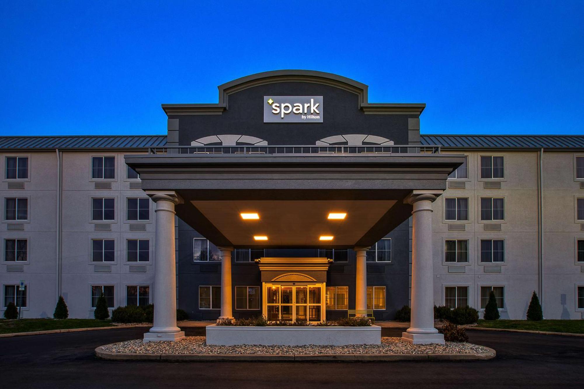 Spark By Hilton Walker Grand Rapids North Exterior photo